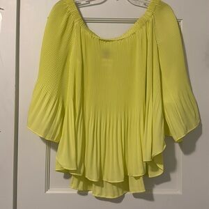 Vince Camuto Medium yellow fluorescent top
